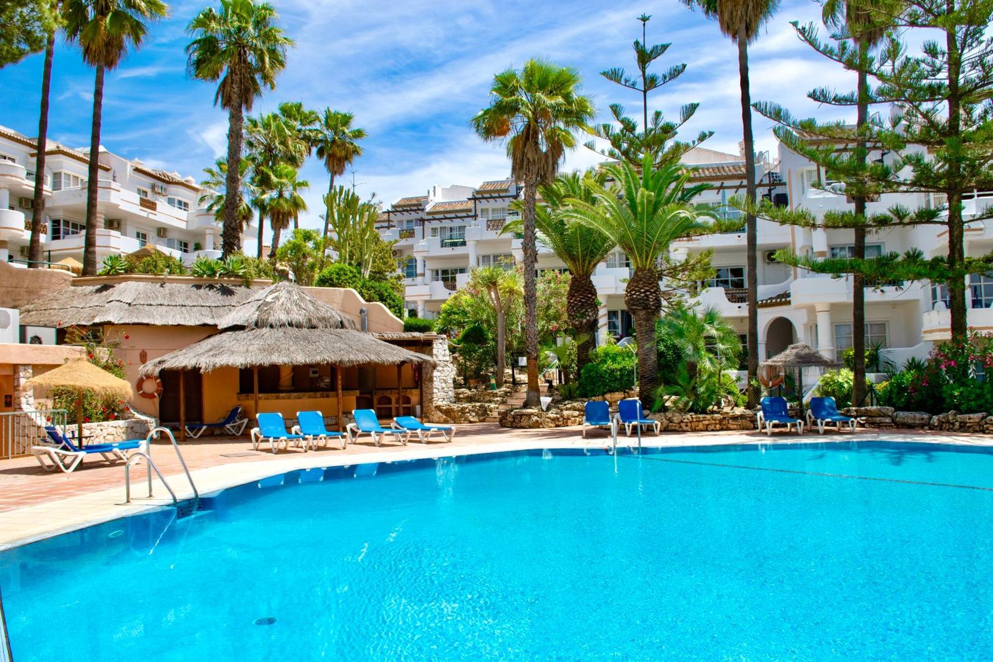 شقة Leos Mijas Golf فوينخيرولا المظهر الخارجي الصورة